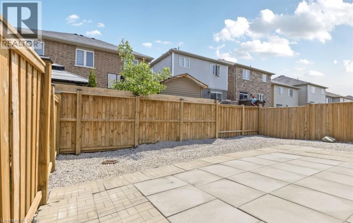 Photo 3 at 25 Munro Circle, Empire South, Brantford