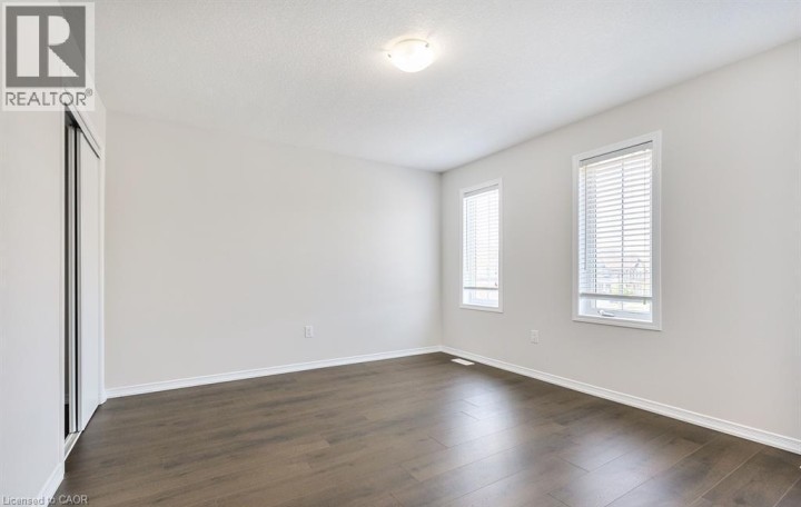 Photo 25 at 25 Munro Circle, Empire South, Brantford