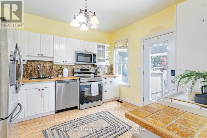 Photo 12 at 126 Huron Street, Woodstock - North, Woodstock