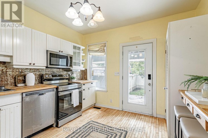 Photo 15 at 126 Huron Street, Woodstock - North, Woodstock