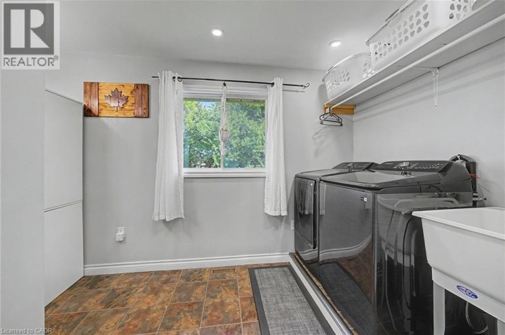 Photo 18 at 4 Fairview Street, Tillsonburg