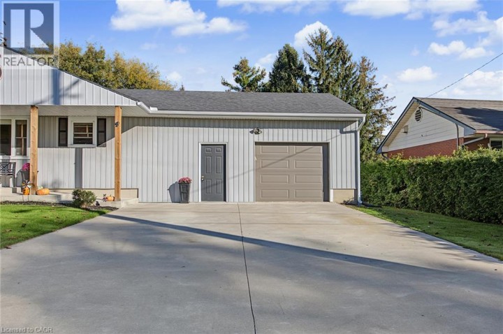 Photo 4 at 4 Fairview Street, Tillsonburg