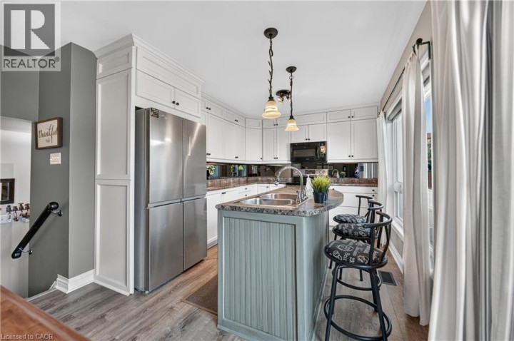 Photo 22 at 6 Mathews Court, Empire, Brantford