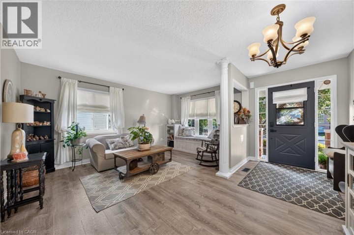 Photo 11 at 6 Mathews Court, Empire, Brantford