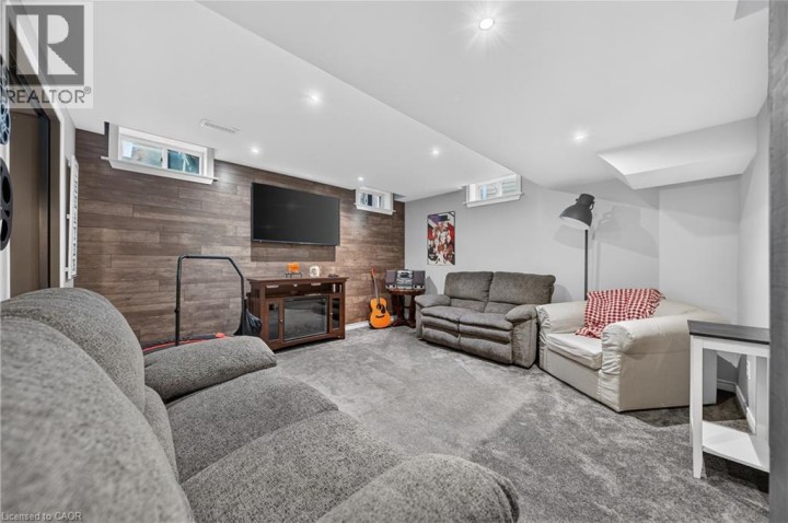 Photo 43 at 6 Mathews Court, Empire, Brantford