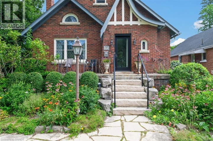Photo 4 at 17 Lincoln Avenue, Lansdowne, Brantford