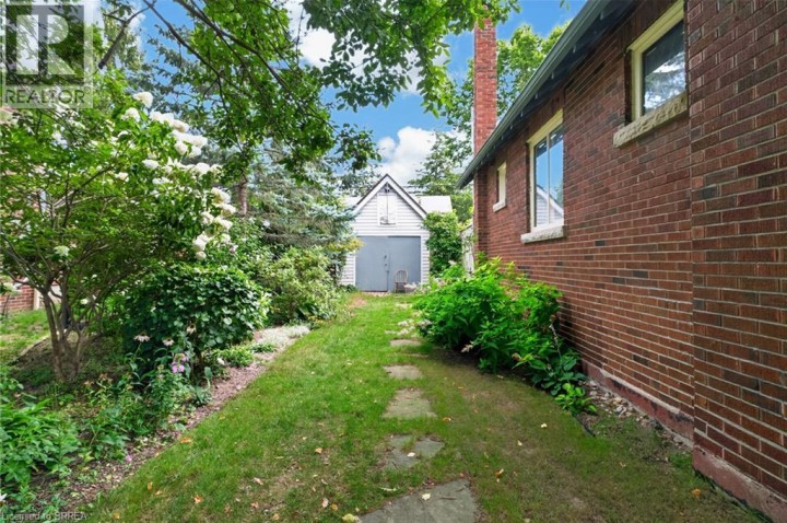 Photo 5 at 17 Lincoln Avenue, Lansdowne, Brantford