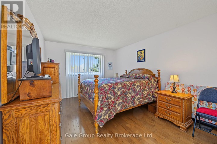 Photo 15 at 15 - 537 S Nova Scotia Court, Woodstock - South, Woodstock