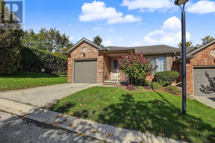 Photo 2 at 15 - 537 S Nova Scotia Court, Woodstock - South, Woodstock