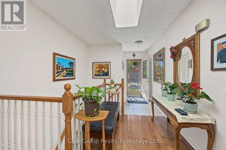 Photo 3 at 15 - 537 S Nova Scotia Court, Woodstock - South, Woodstock