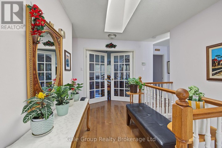 Photo 4 at 15 - 537 S Nova Scotia Court, Woodstock - South, Woodstock