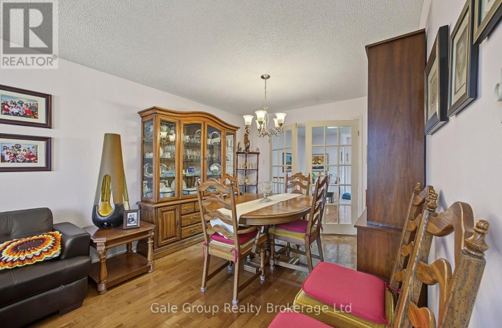 Photo 6 at 15 - 537 S Nova Scotia Court, Woodstock - South, Woodstock