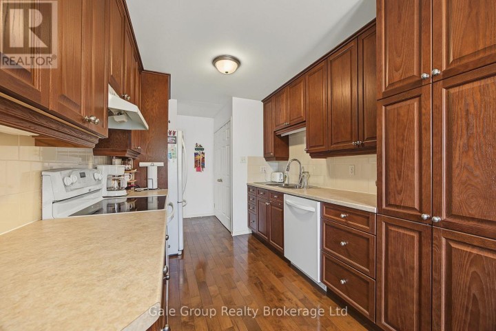 Photo 7 at 15 - 537 S Nova Scotia Court, Woodstock - South, Woodstock
