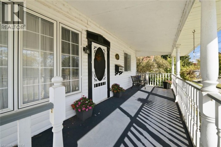 Photo 3 at 986 Colborne Street, Echo Place, Brantford