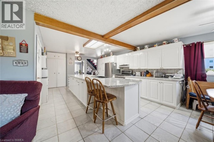 Photo 6 at 986 Colborne Street, Echo Place, Brantford