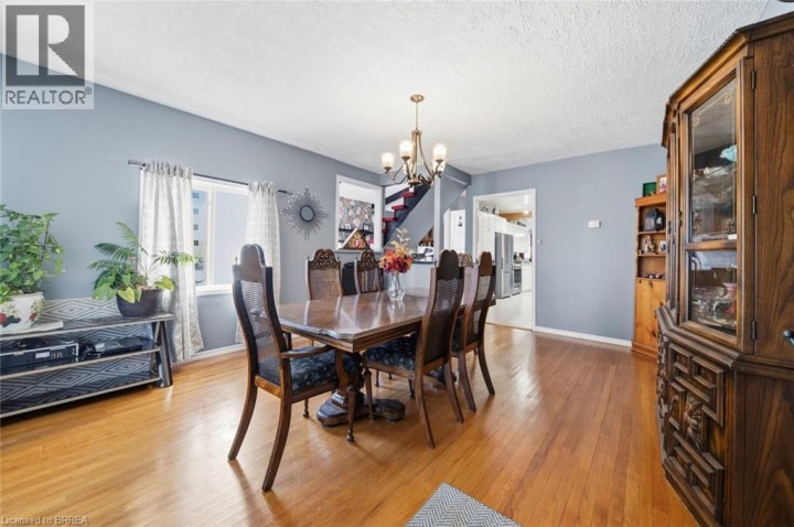 Photo 13 at 986 Colborne Street, Echo Place, Brantford