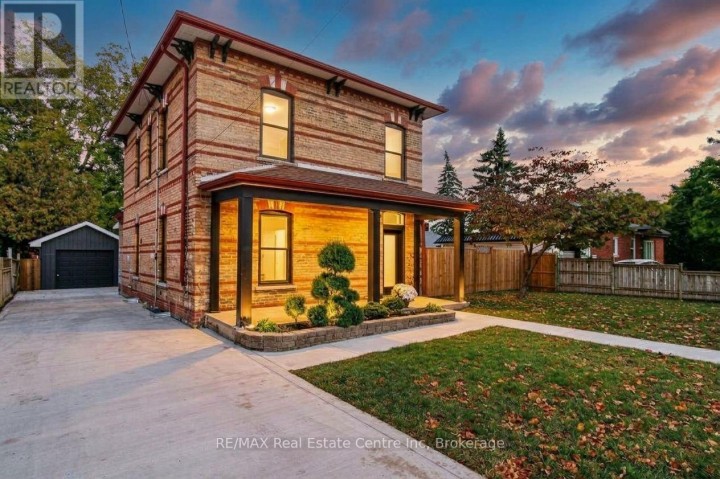Photo 1 at 657 Frances Street, Woodstock - South, Woodstock