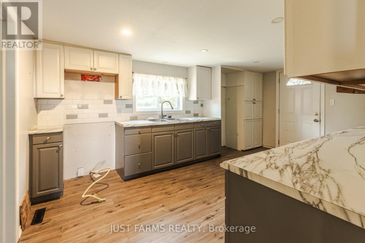 Photo 23 at 844 Deer Park Road, Townsend, Norfolk County