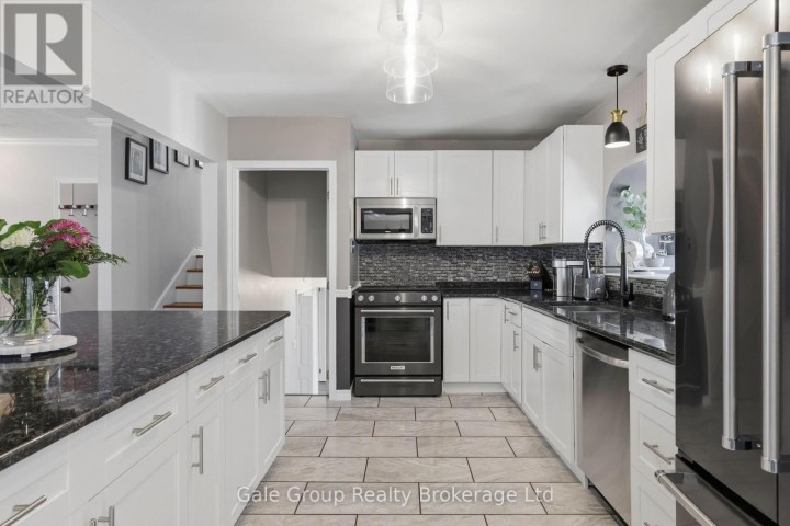 Photo 10 at 171 Orchard Road, Woodstock - North, Woodstock