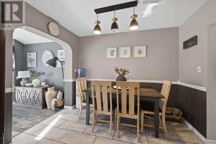 Photo 12 at 171 Orchard Road, Woodstock - North, Woodstock