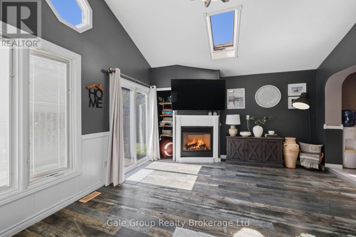 Photo 16 at 171 Orchard Road, Woodstock - North, Woodstock