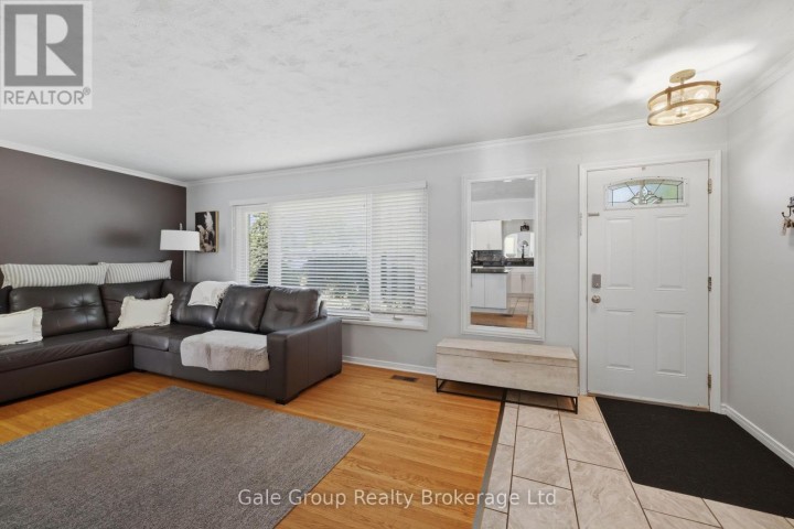 Photo 3 at 171 Orchard Road, Woodstock - North, Woodstock