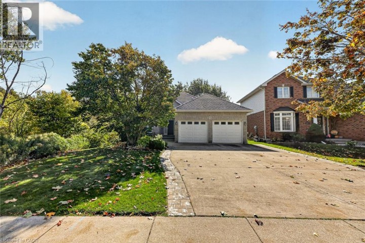 Photo 12 at 796 N Springbank Avenue, Woodstock - North, Woodstock