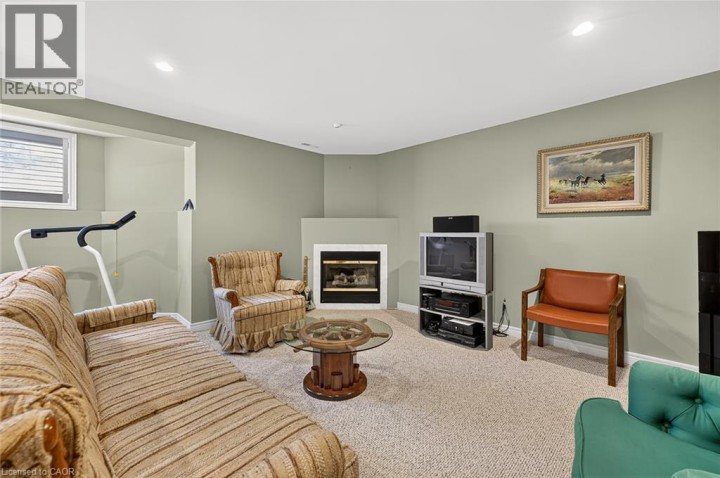 Photo 40 at 796 N Springbank Avenue, Woodstock - North, Woodstock