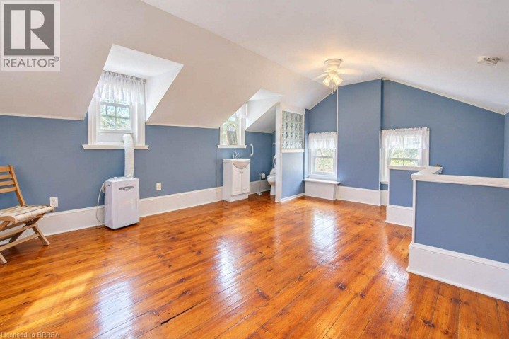 Photo 22 at 48 Albion Street, North Ward, Brantford