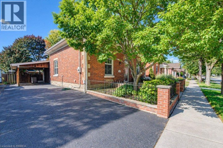 Photo 2 at 48 Albion Street, North Ward, Brantford