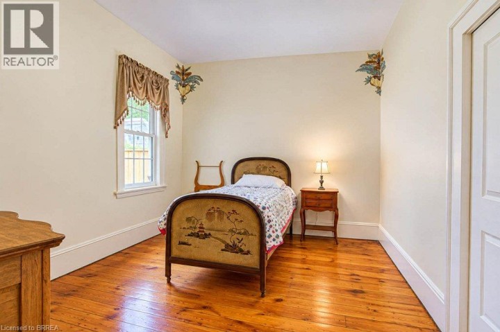Photo 10 at 48 Albion Street, North Ward, Brantford