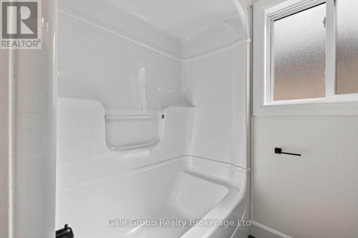 Photo 30 at 565 Sales Drive, Woodstock - South, Woodstock