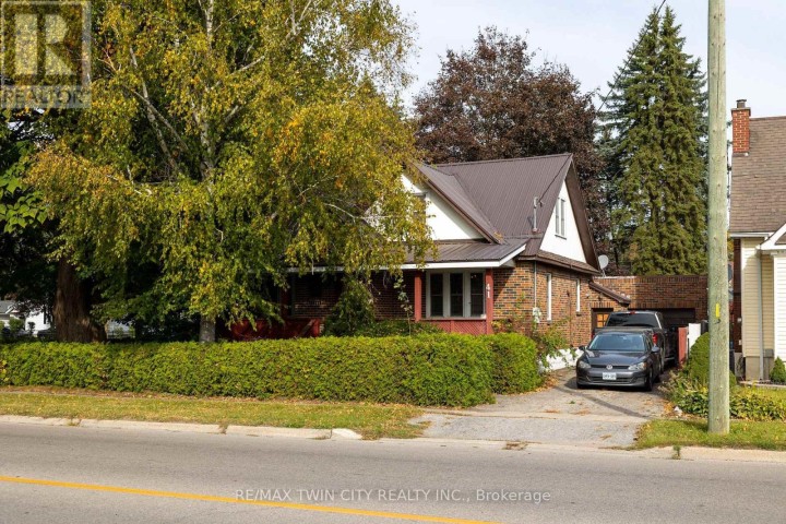 Photo 1 at 41 E Church Street, Delhi, Norfolk County