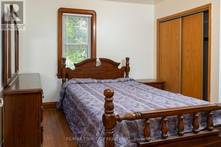 Photo 11 at 41 E Church Street, Delhi, Norfolk County
