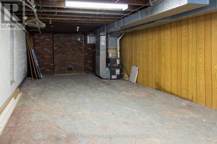 Photo 17 at 41 E Church Street, Delhi, Norfolk County