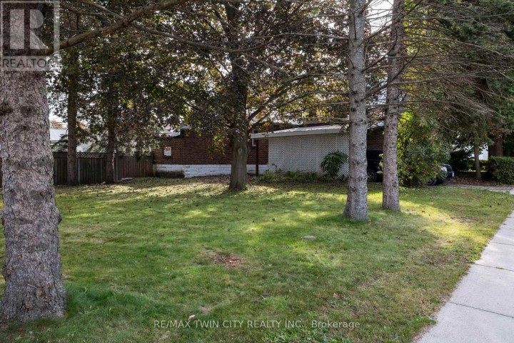 Photo 5 at 41 E Church Street, Delhi, Norfolk County