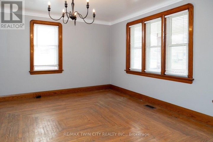 Photo 7 at 41 E Church Street, Delhi, Norfolk County