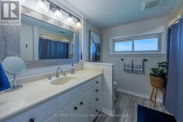 Photo 16 at 30 Fairfield Crescent, Tillsonburg