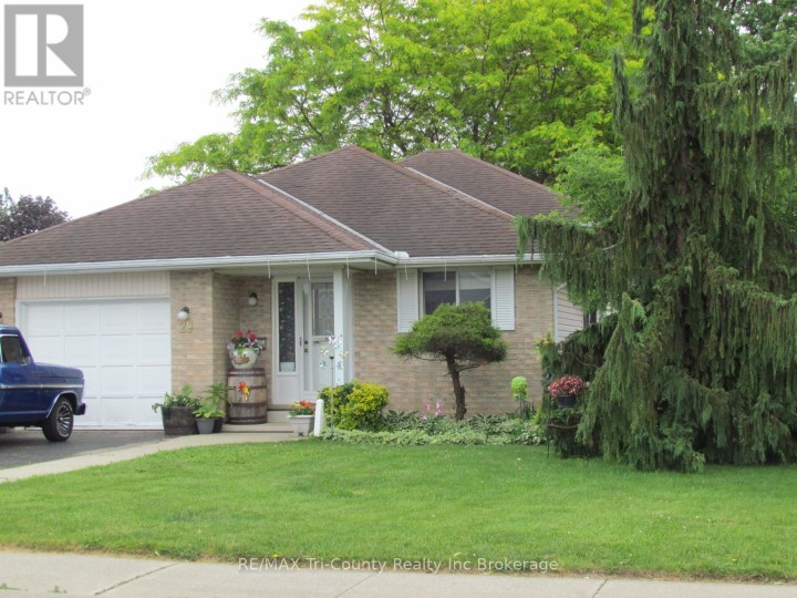 Photo 1 at 29 Beckett Boulevard, Tillsonburg