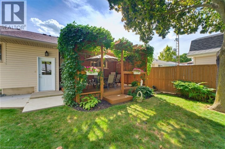 Photo 24 at 107 Pusey Boulevard, Grand Woodlands, Brantford