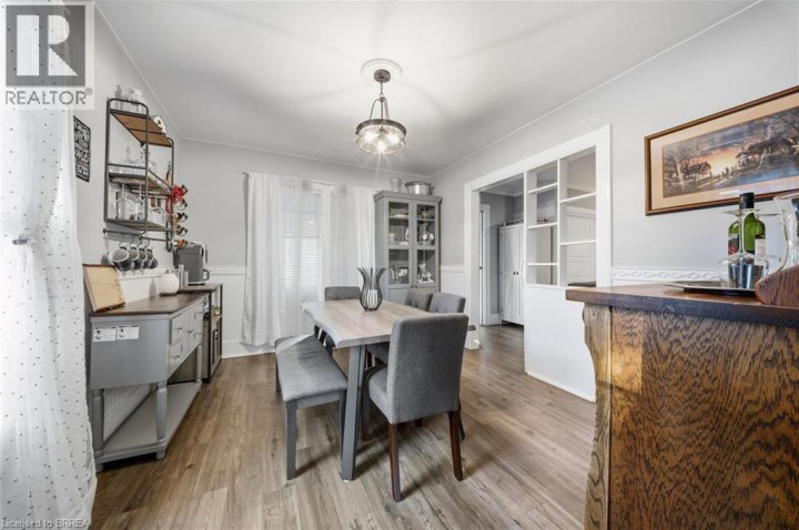 Photo 14 at 13 Forest Road, Echo Place, Brantford