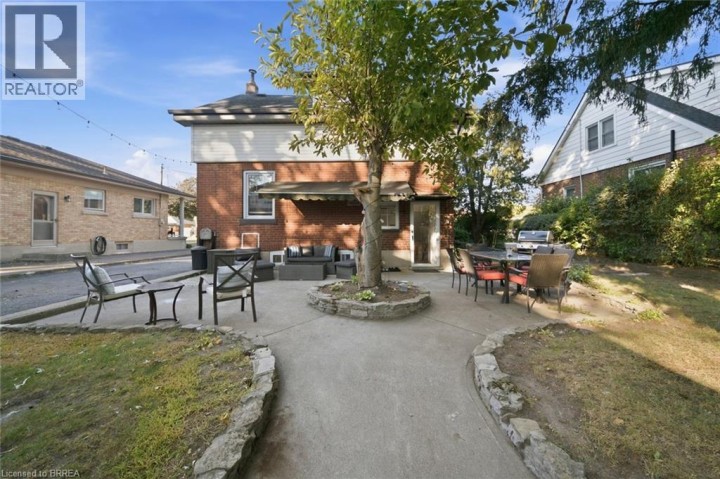 Photo 37 at 13 Forest Road, Echo Place, Brantford