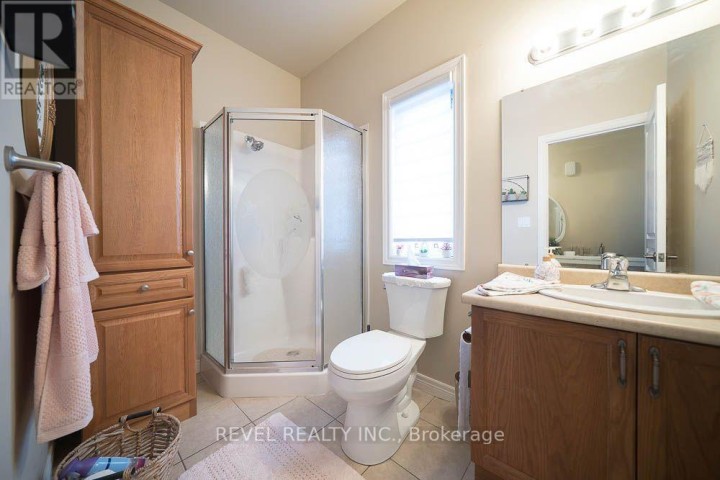 Photo 10 at 15 Millcroft Drive, Simcoe, Norfolk County