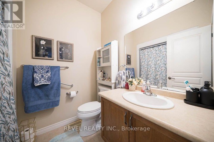 Photo 19 at 15 Millcroft Drive, Simcoe, Norfolk County