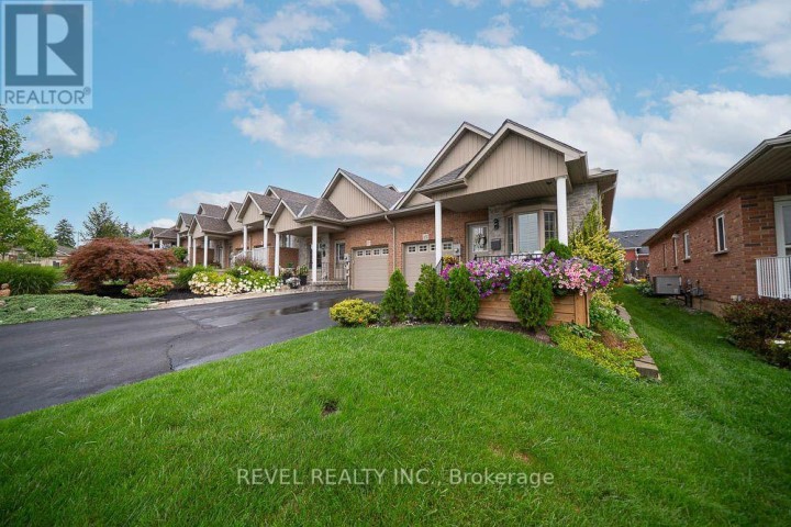 Photo 5 at 15 Millcroft Drive, Simcoe, Norfolk County