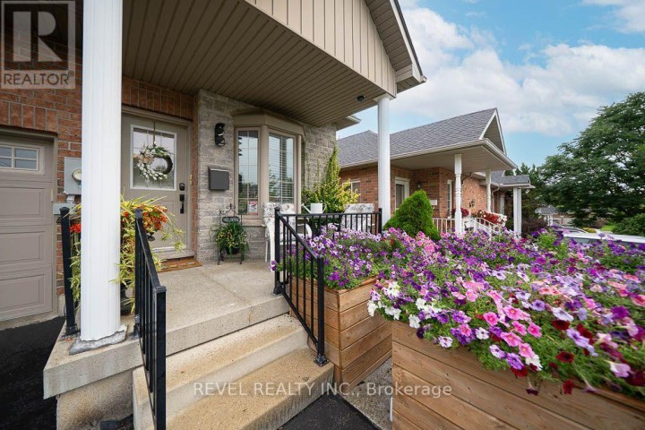 Photo 6 at 15 Millcroft Drive, Simcoe, Norfolk County