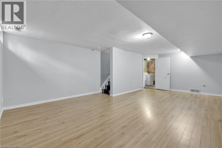 Photo 6 at 2 - 1135 Nellis Street, Woodstock - North, Woodstock
