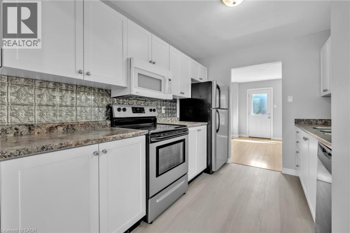 Photo 3 at 2 - 1135 Nellis Street, Woodstock - North, Woodstock