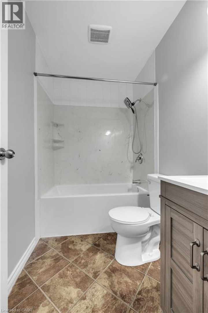 Photo 15 at 2 - 1135 Nellis Street, Woodstock - North, Woodstock
