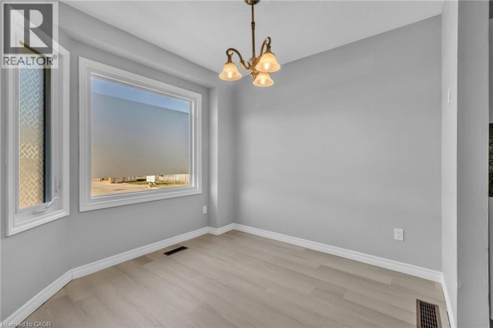 Photo 4 at 2 - 1135 Nellis Street, Woodstock - North, Woodstock